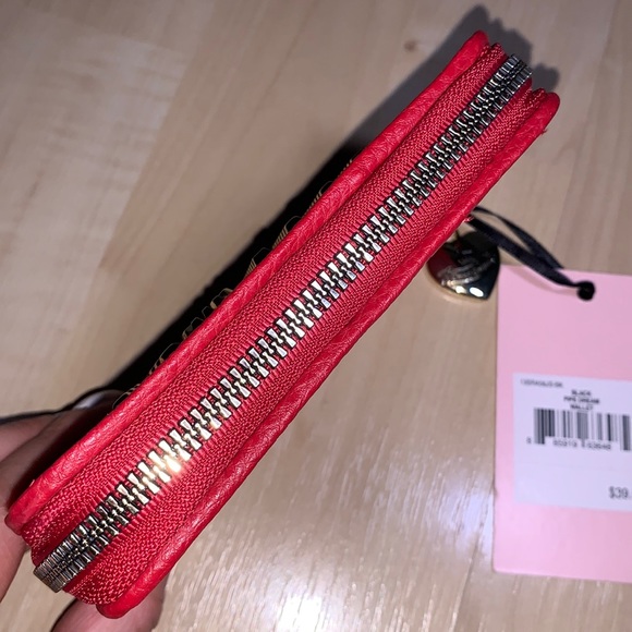 JUICY COUTURE Pipe Dream Small Zip Around Wallet - Picture 4 of 6